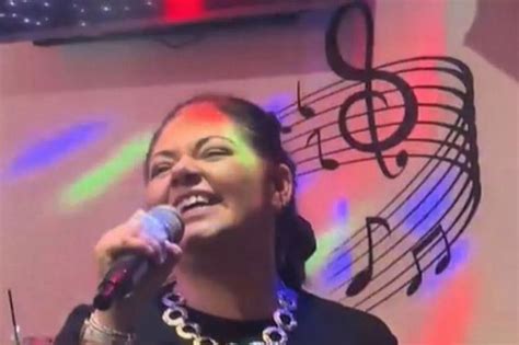 Pregnant singer at Scots bar goes TikTok viral after 'unreal' .